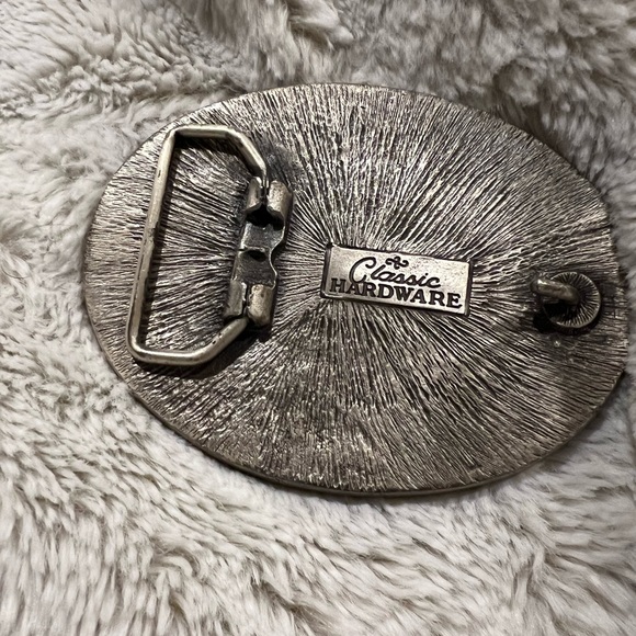 🍀 Classic Hardware Luck belt buckle - Picture 2 of 2